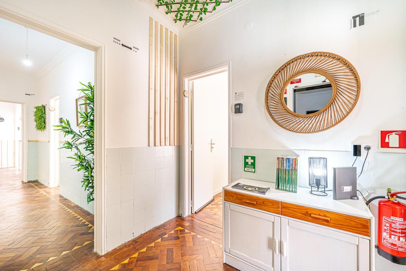 Hotel Goa Square By Lisbon With Sintra Amadora Exterior foto